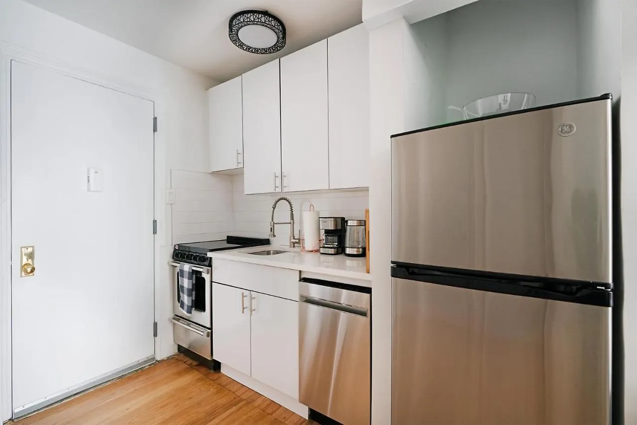 444-3F Newly Renovated 1Br In Hell'S Kitchen Apartment New York 0*,  United States