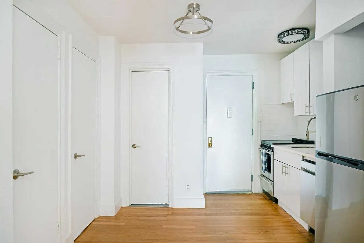 444-3F Newly Renovated 1Br In Hell'S Kitchen Apartment New York