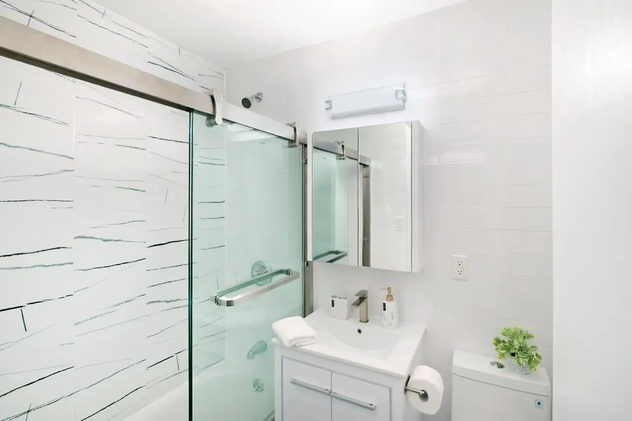 444-3F Newly Renovated 1Br In Hell'S Kitchen Apartment New York